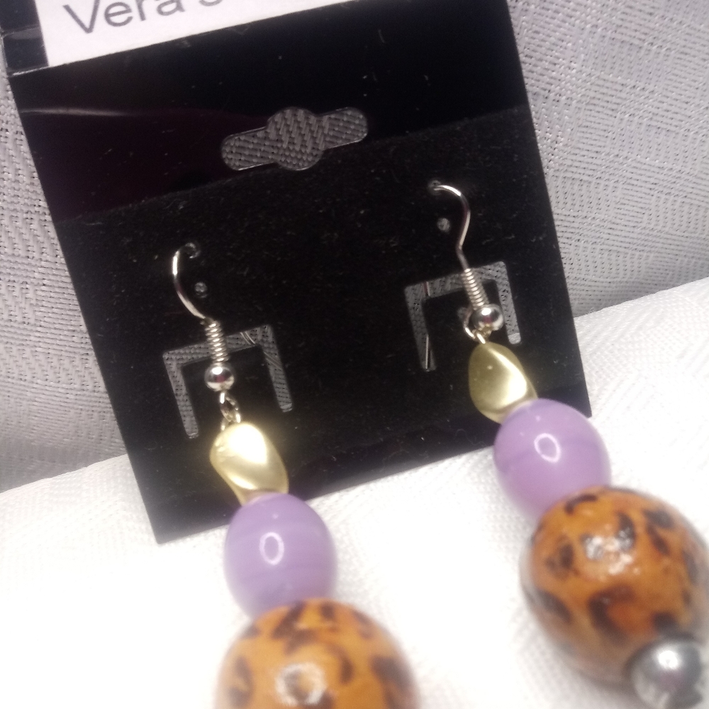 Jewelry - Picture 4 of 8